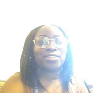 Meet your Posher, Shana